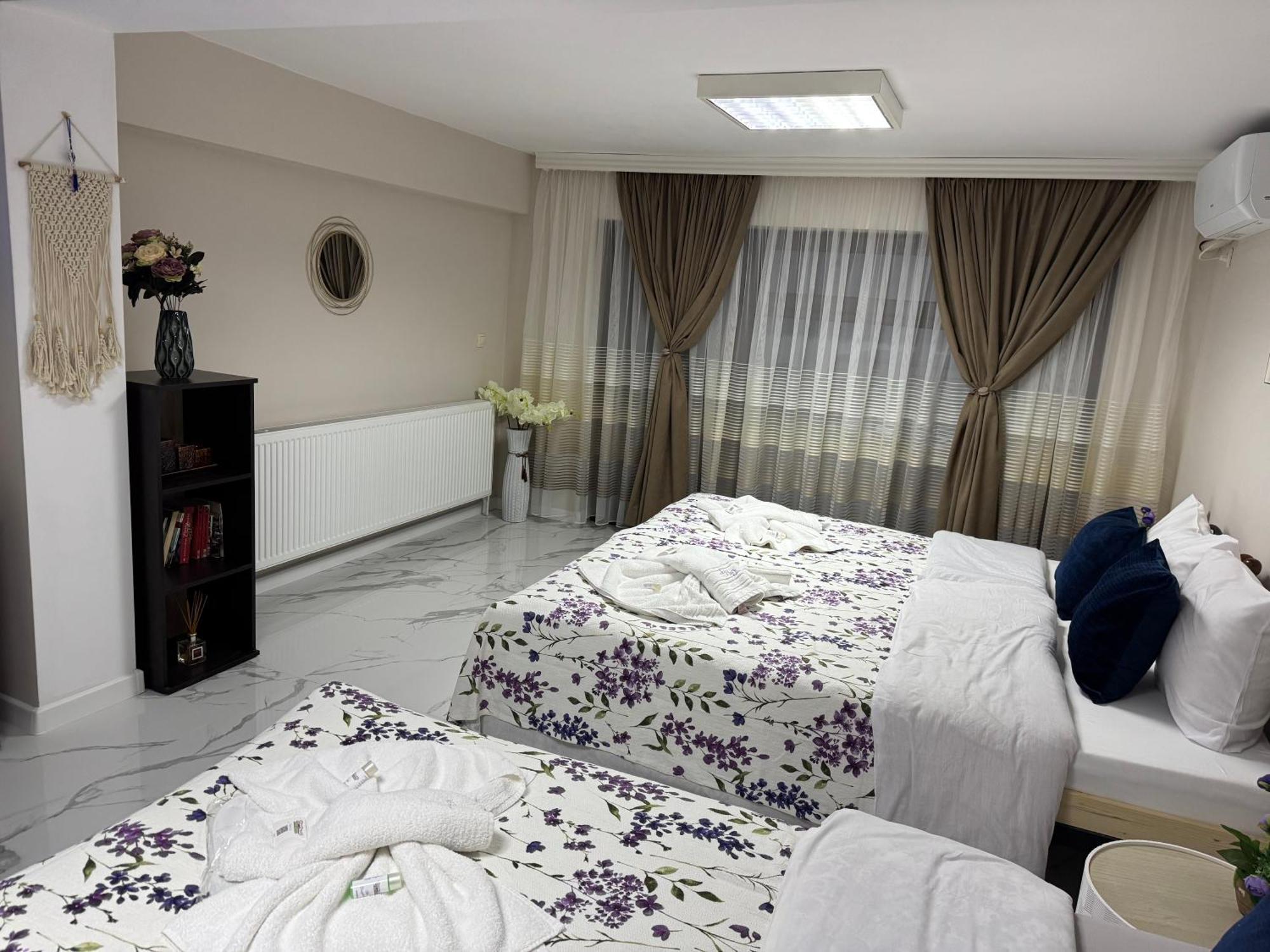 Guest House Tatiana Studio Petrič Esterno foto